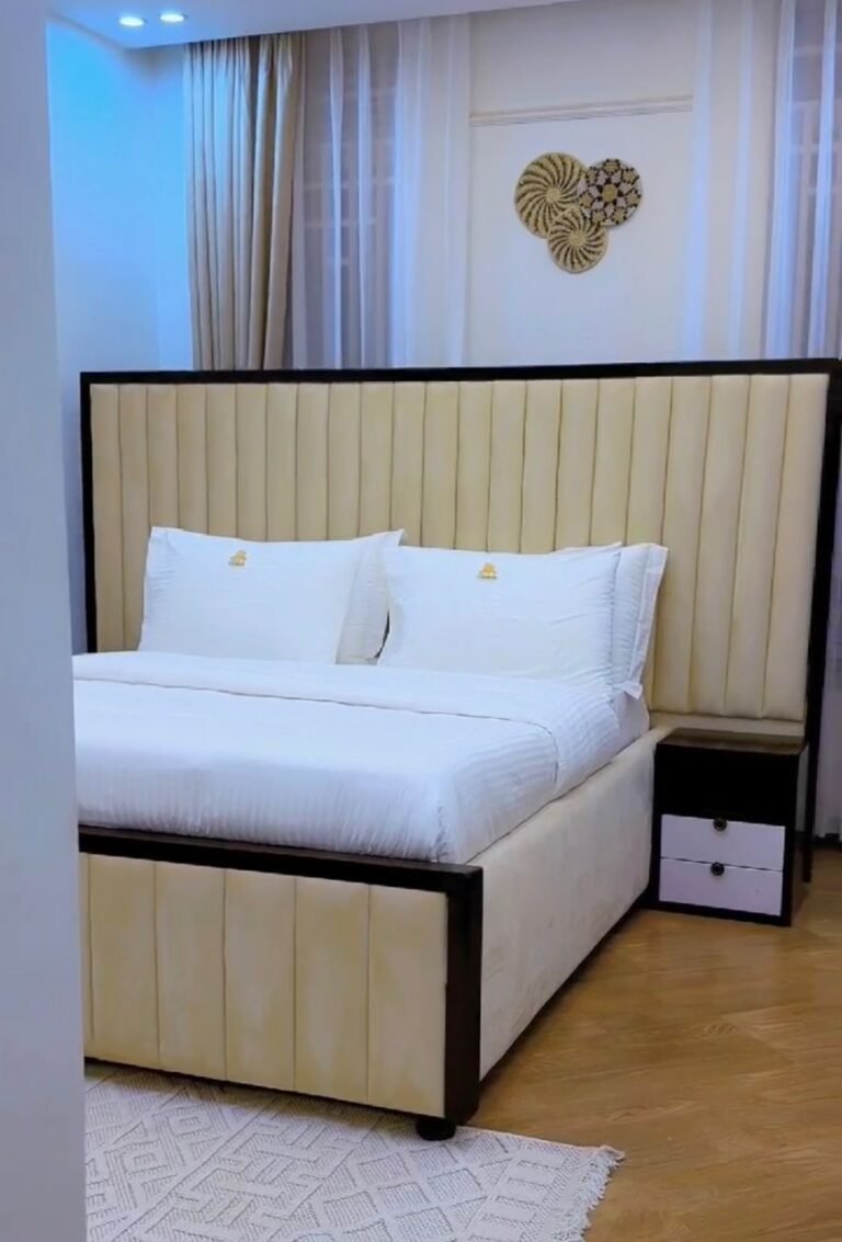 Ritz Luxurious Apartments