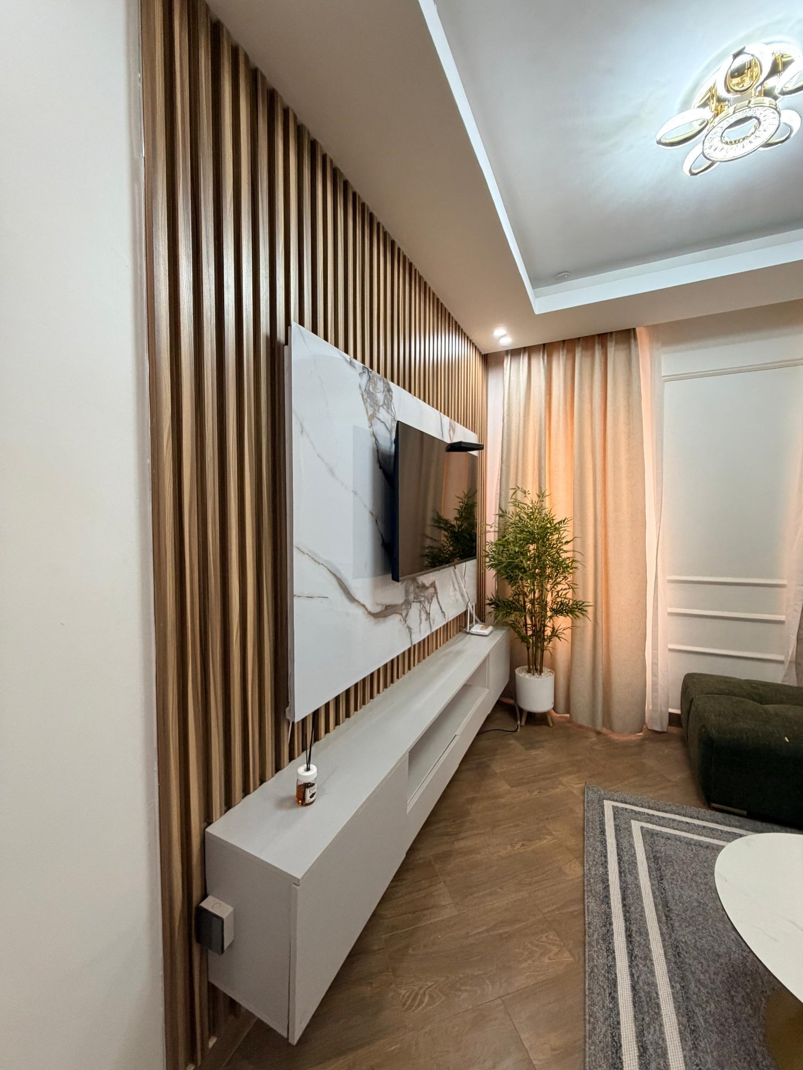 RITZ LUXURIOUS APARTMENTS